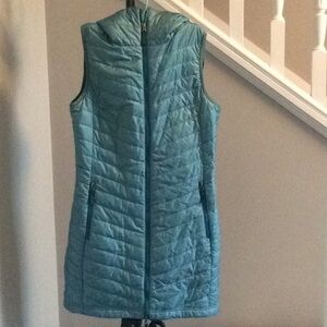Woman’s INDEGENA puffer vest